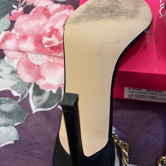 ShoeDazzle Laurin Dress Sandals - Picture 4 of 5